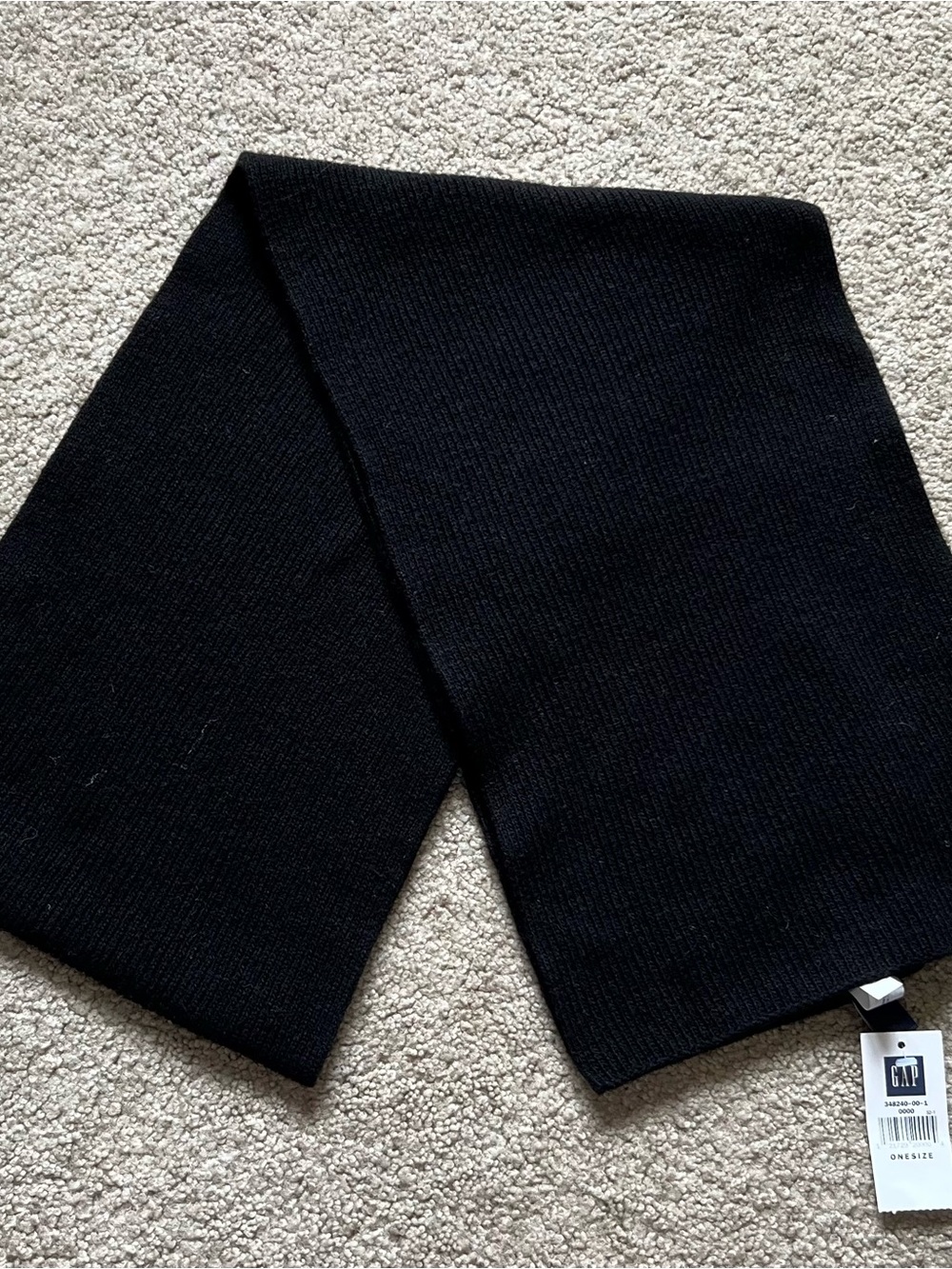 GAP Black Rib Knit Scarf
